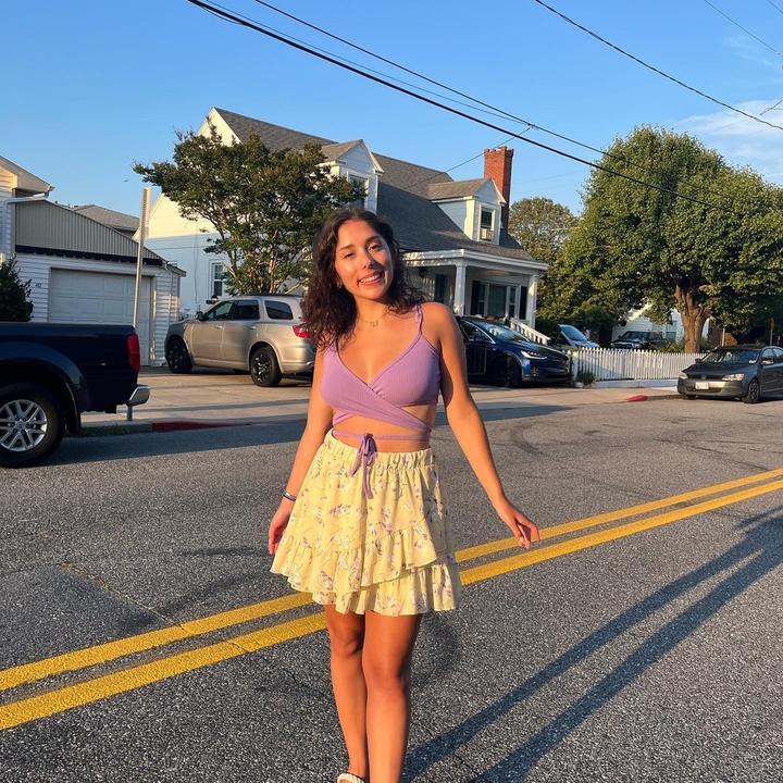 Profile Picture of marisaweinberg (@marisaweinberg) on Tiktok