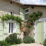 Profile Picture of Stephanie Roberts (@maisondeshiboux) on Instagram