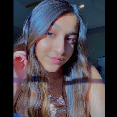 Profile Picture of Aashna Patel (@aashnapatel24) on Twitter