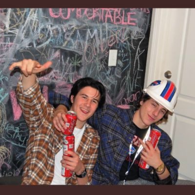 Profile Picture of Mike Krasinski (@CrazyKraz) on Twitter