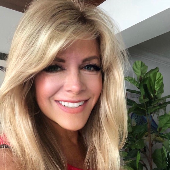 Susan Haselkorn - Poshmark Profile Picture of Susan Haselkorn (@shasels) on Poshmark