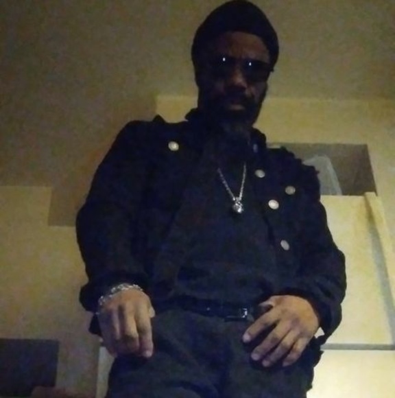 Profile Picture of Maurice Hatcher (@mahatcher43) on Poshmark