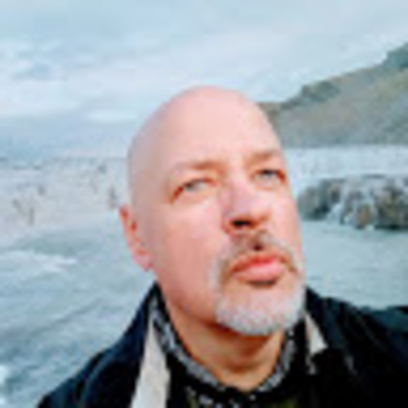 Profile Picture of Larry Ganschow (@7arry) on Poshmark