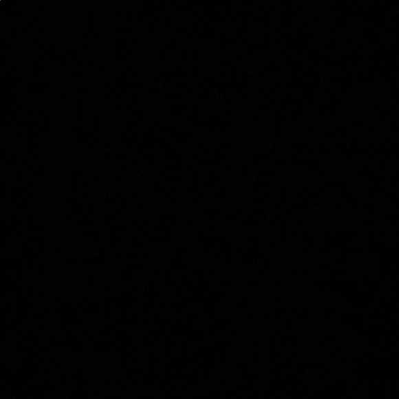 Profile Picture of Elizabeth Nangle (@elizabethnangle) on Poshmark