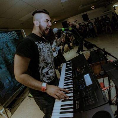 Profile Picture of Adrian Clark (@localpidgeotto) on Twitter