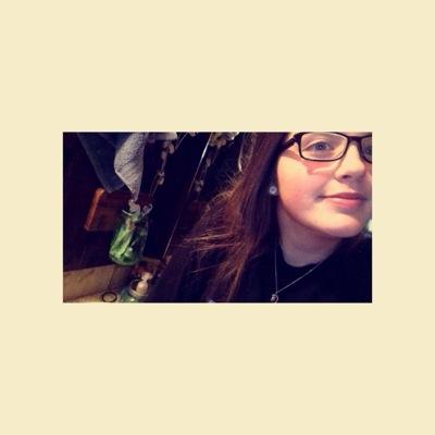 Profile Picture of  ☮mackenzi ☮ (@beebe_dawn) on Twitter