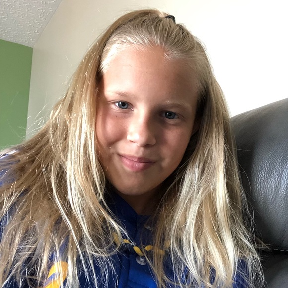 Profile Picture of Lindsay Hopp (@hopper12975) on Poshmark