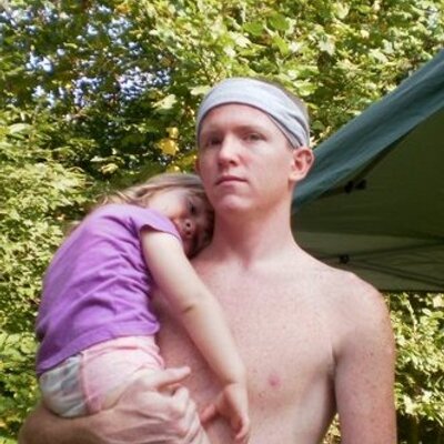 Profile Picture of Robert Clevenger (@RClev1989) on Twitter