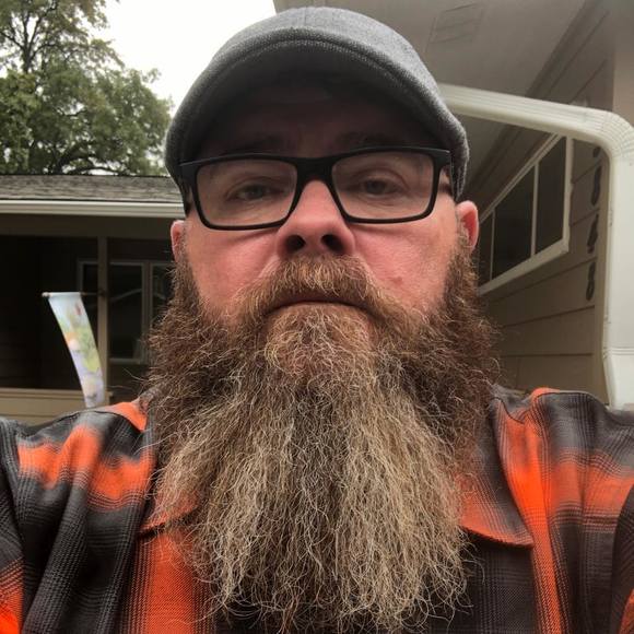 Profile Picture of Shawn Magnussen (@slmagnussen) on Poshmark