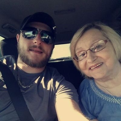 Profile Picture of Kendall Sizemore (@KendallSizemor5) on Twitter