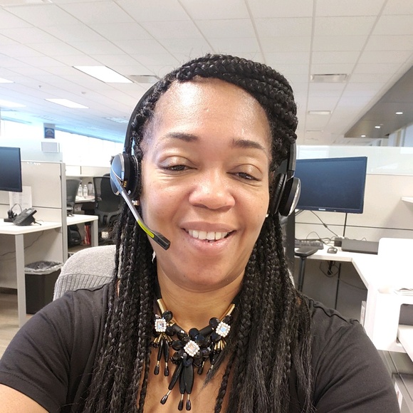 Profile Picture of Chandra Mciver (@chrishanh_2018) on Poshmark