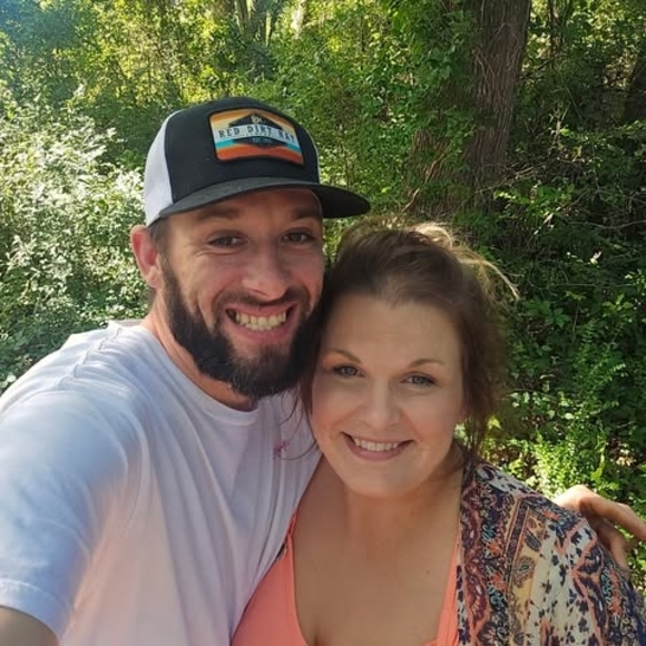 Profile Picture of Travis jennifer Gillis (@thaauthenticgil) on Poshmark