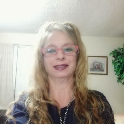 Profile Picture of Sheila Berry Smith (@Sheilaberry1965) on Twitter