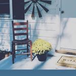 Profile Picture of Hilary Holtzee (@hilarys_little_red_porch_chair) on Instagram