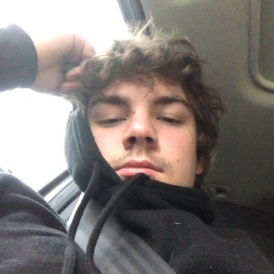 Profile Picture of B🔰 (@ben_riggs07) on Twitter