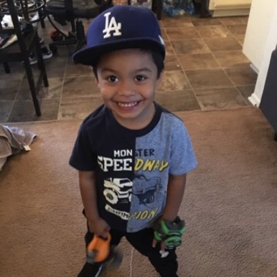 Profile Picture of Steven Recinos (@esteban_goat) on Twitter