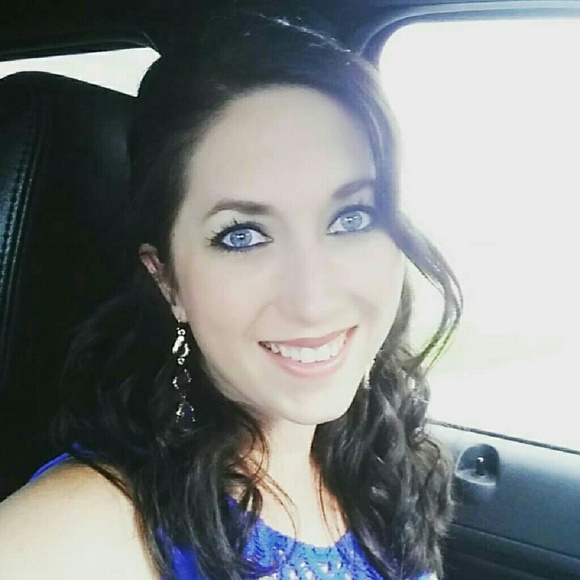 Profile Picture of Brianne Morgan (@brimorgan29) on Poshmark