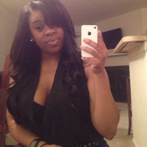 Profile Picture of Meagan Ryan (@mkryank) on Poshmark