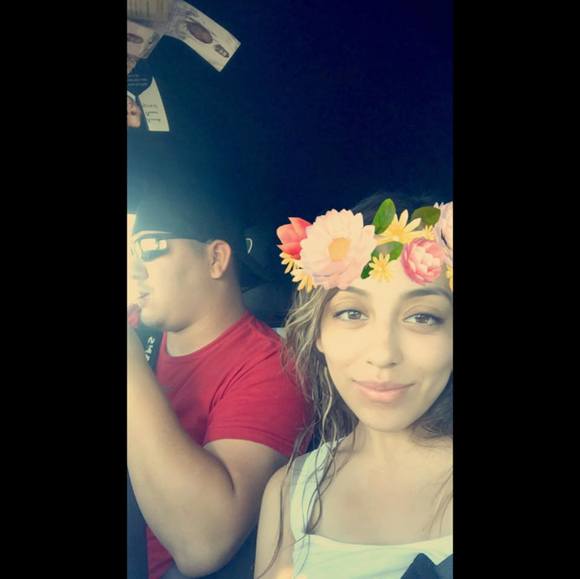 Profile Picture of Gardeniaa Gardenia (@gardeniaa_05) on Poshmark