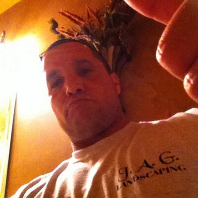 Profile Picture of Joe Gu (@jaglandscaping) on Twitter