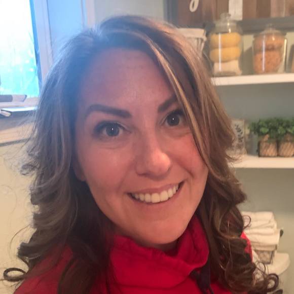 Profile Picture of Bobbie Barnes (@bobbiebarnes451) on Poshmark