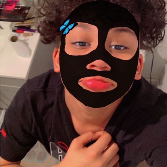 Profile Picture of Cameron Scott (@cameronscott616) on Poshmark