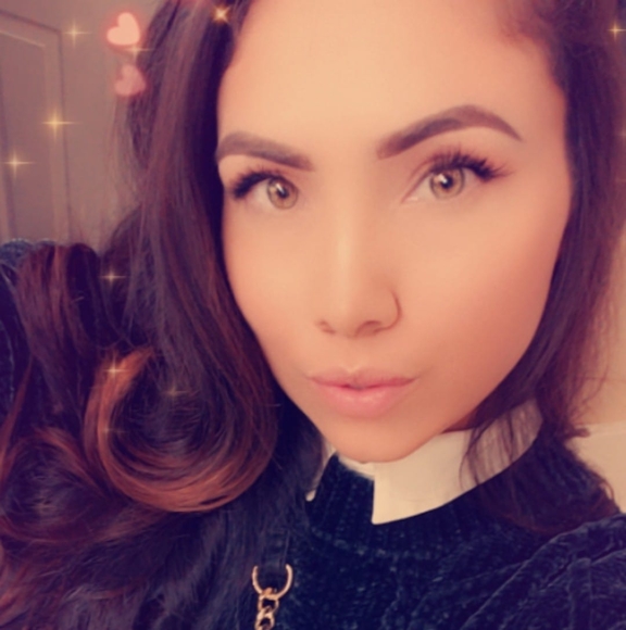 Profile Picture of Nancy Verdin (@nancyverdin) on Poshmark