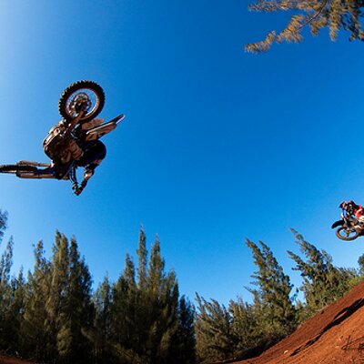 Profile Picture of Tom Harkness (@22isonthepipe) on Twitter