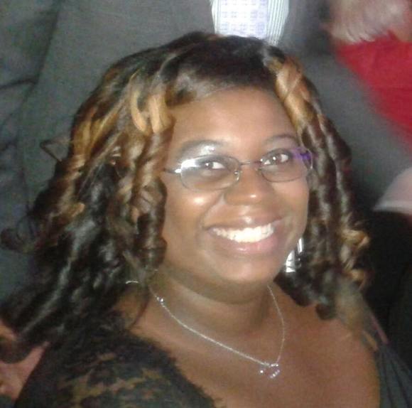 Profile Picture of Sharese Sloss (@samedc3) on Poshmark