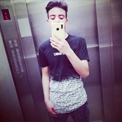 Profile Picture of Santiago Bonilla (@Santiag78054666) on Twitter