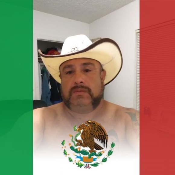 Profile Picture of Pedro Gonzalez (@pedrogonzale852) on Poshmark