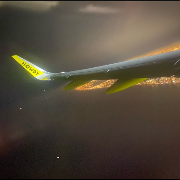 Profile Picture of Brandon Lopez (@brandonlopez123) on Poshmark