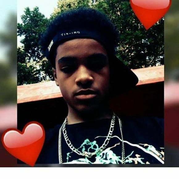 Profile Picture of Jdes Marshall (@liljdes) on Poshmark