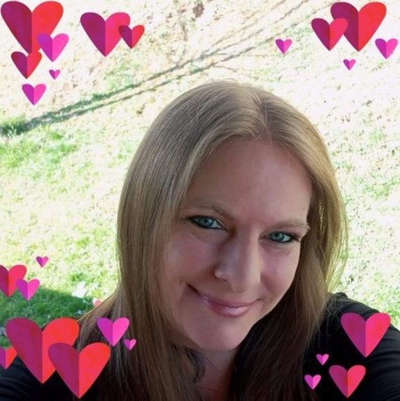 Profile Picture of Brittney Clemings (@bdclemings) on Poshmark