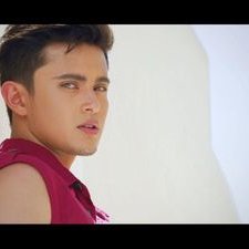 Profile Picture of Sheila Reid (@ShielaaaSong) on Twitter