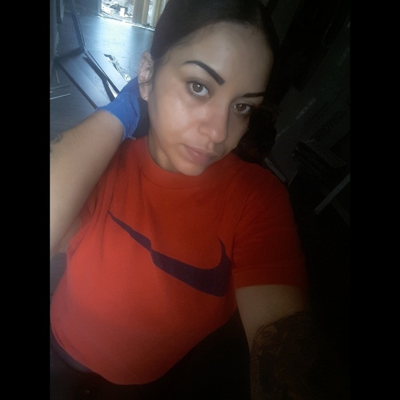 Profile Picture of Cassidy Coor (@ccoor1114) on Poshmark