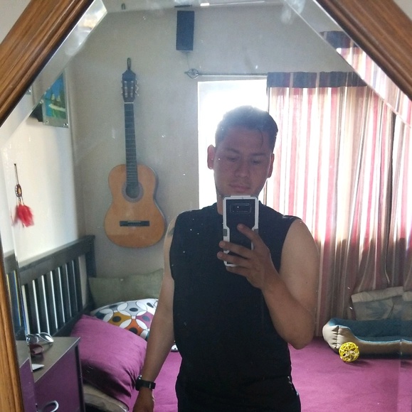 Profile Picture of Javier Alvanez (@javieralvanez) on Poshmark