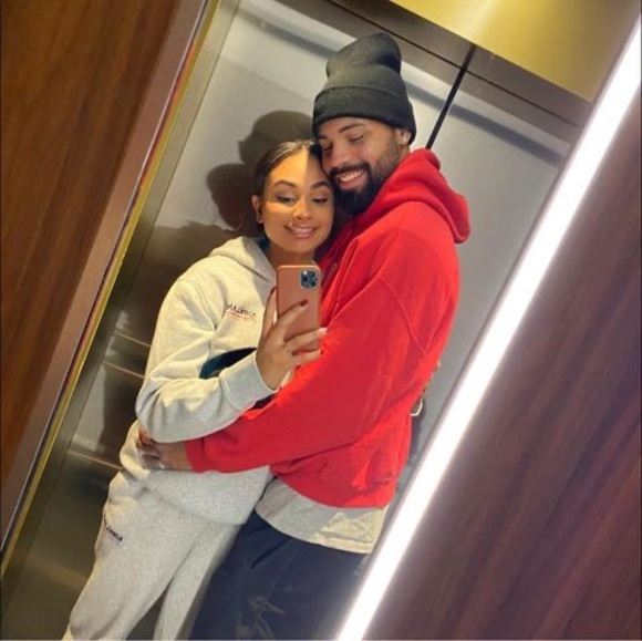 Drew Chase - Poshmark Profile Picture of Drew Chase (@drewchase42) on Poshmark