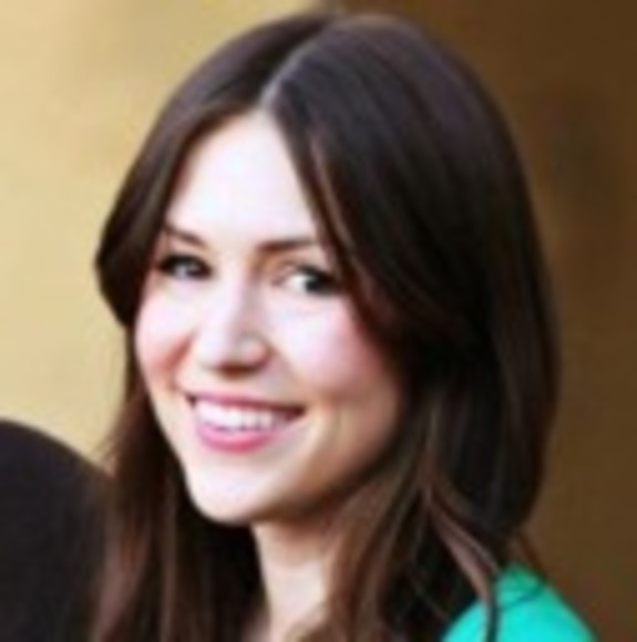 Profile Picture of Catherine Thompson (@catherinetho384) on Poshmark