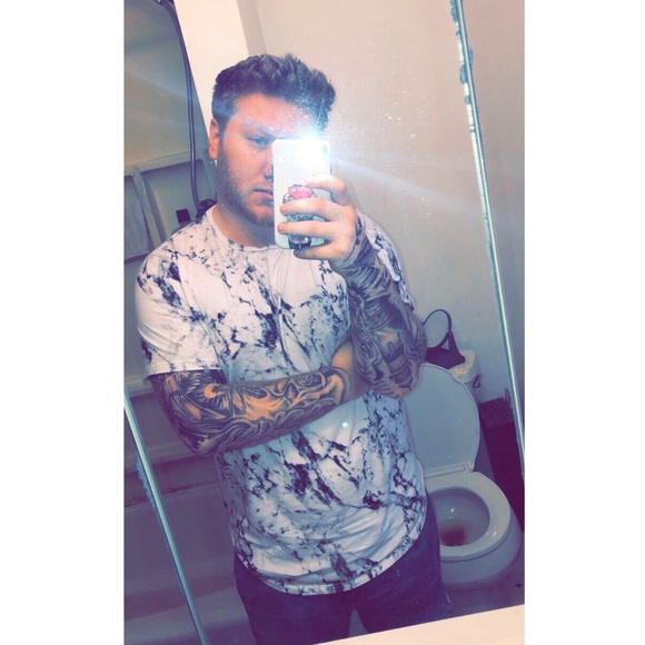 Profile Picture of Tyler Martin (@tmartinx37) on Poshmark