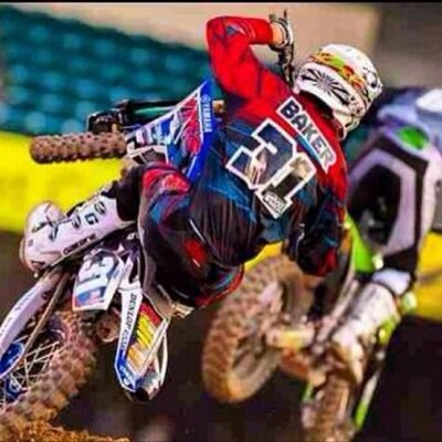 Profile Picture of Travis Baker (@TRAVISBAKERmx) on Twitter