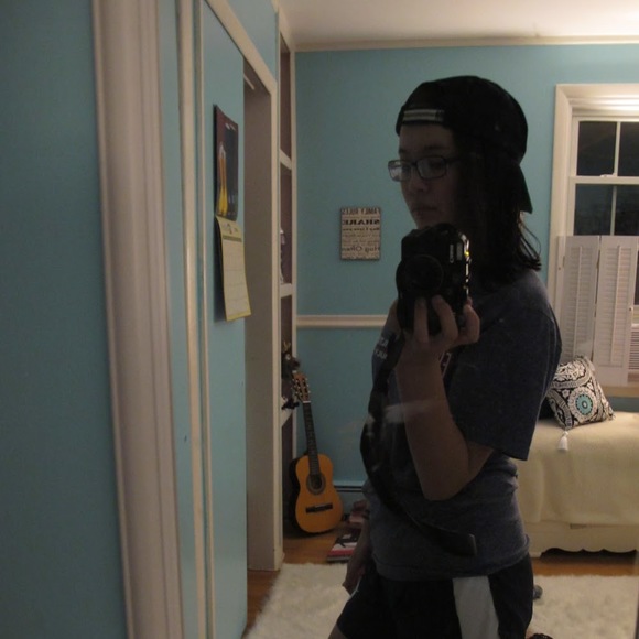 Katie Kircher - Poshmark Profile Picture of Katie Kircher (@katie_kircher) on Poshmark