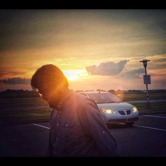 Profile Picture of Jonathan Sunadh (@jonathansunadh) on Poshmark