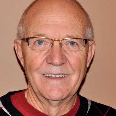 Profile Picture of Doug McKay (@dmckay_trustee) on Twitter