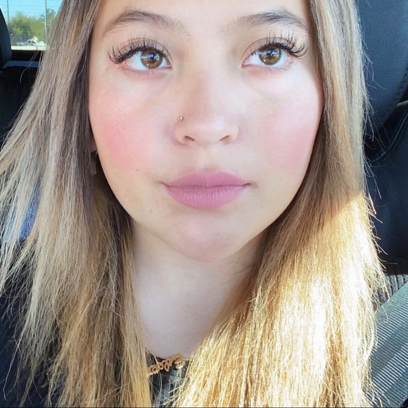 Profile Picture of Eileen Dominguez (@asvpxeileen) on Poshmark