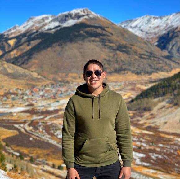 Profile Picture of Raul Gomez (@_raulgomez67) on Poshmark