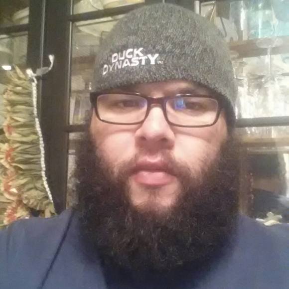 Robert Jeppson - Poshmark Profile Picture of Robert Jeppson (@xithebeardix) on Poshmark