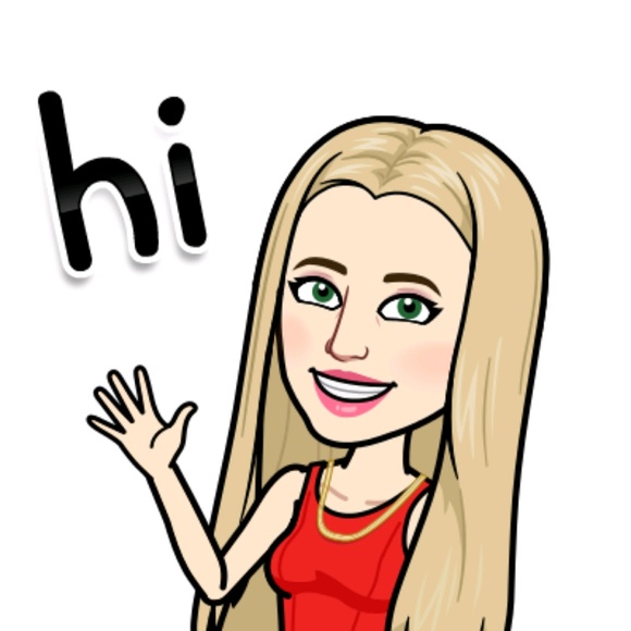 Profile Picture of Izabela Izabela (@izabelaizabela) on Poshmark