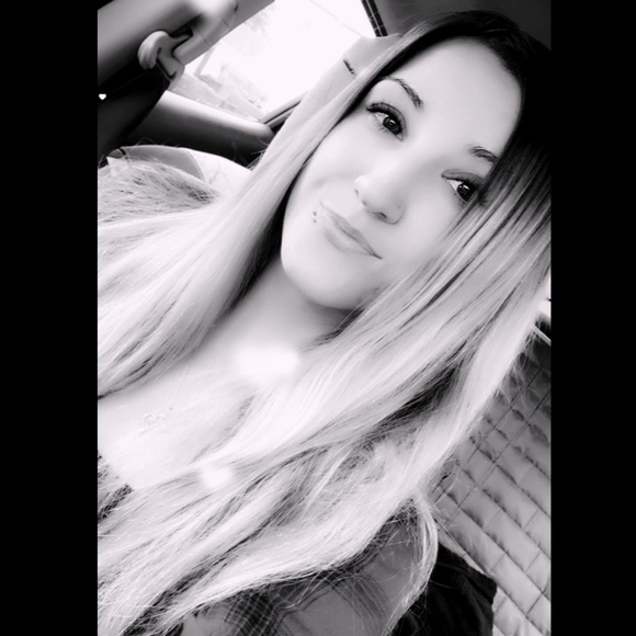 Profile Picture of Cassandra Remler (@cassandra931) on Poshmark