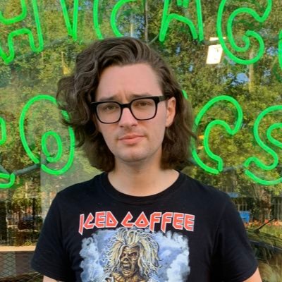 Profile Picture of Ethan James (@eefanass) on Twitter